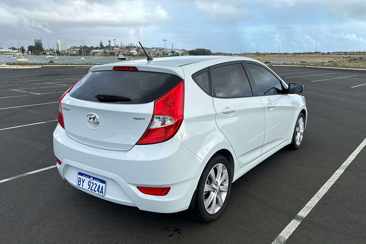 2018 Hyundai Accent Sport RB6