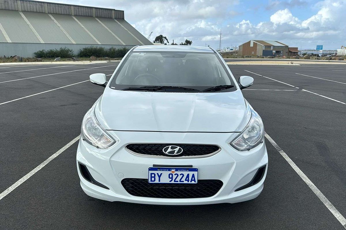 2018 Hyundai Accent Sport RB6