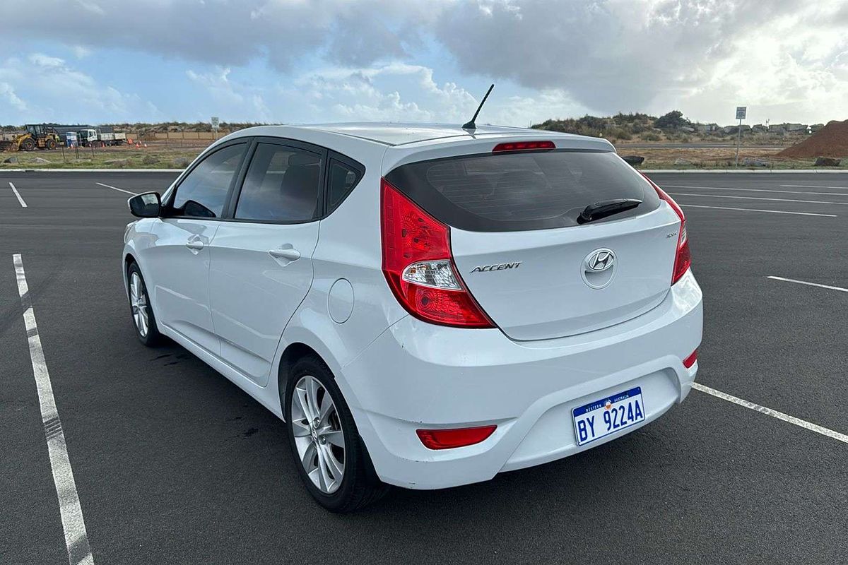 2018 Hyundai Accent Sport RB6