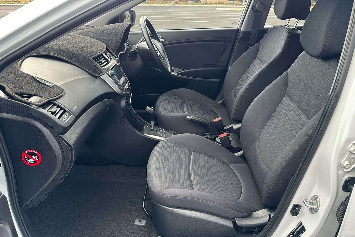 2018 Hyundai Accent Sport RB6
