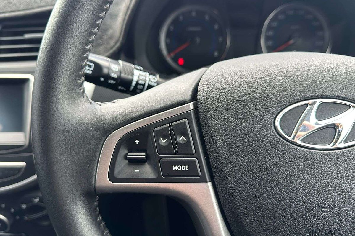2018 Hyundai Accent Sport RB6