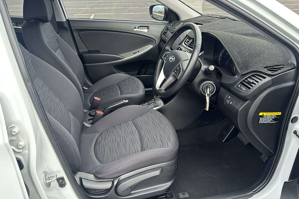2018 Hyundai Accent Sport RB6
