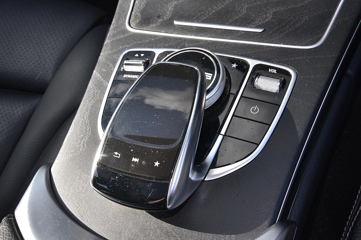 2017 Mercedes-Benz C-Class C200 W205