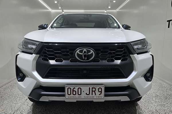 2024 Toyota Hilux Hilux 4x4 SR5 2.8L T Diesel Automatic Double Cab 48V GUN126R 4X4