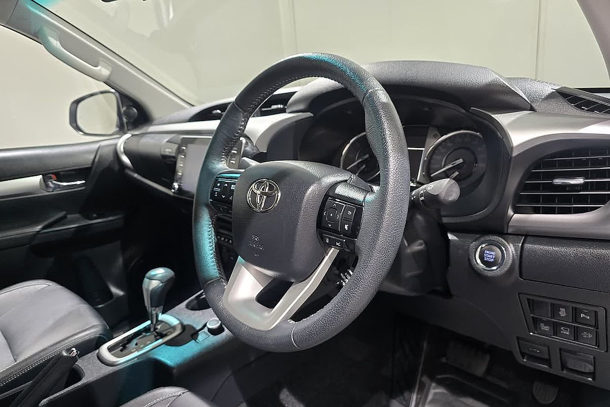 2024 Toyota Hilux Hilux 4x4 SR5 2.8L T Diesel Automatic Double Cab 48V GUN126R 4X4