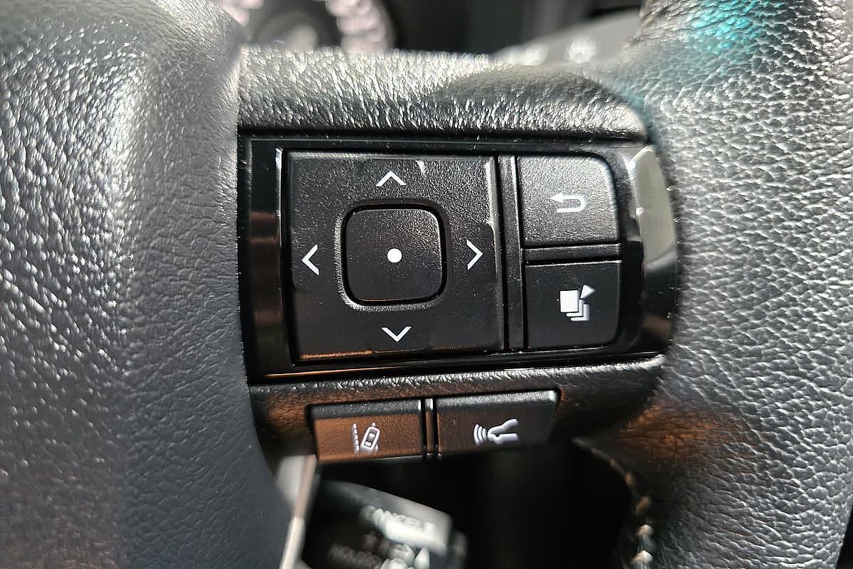 2024 Toyota Hilux Hilux 4x4 SR5 2.8L T Diesel Automatic Double Cab 48V GUN126R 4X4