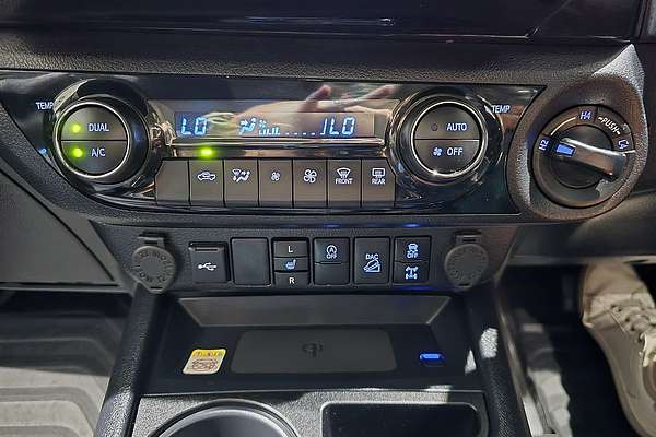 2024 Toyota Hilux Hilux 4x4 SR5 2.8L T Diesel Automatic Double Cab 48V GUN126R 4X4