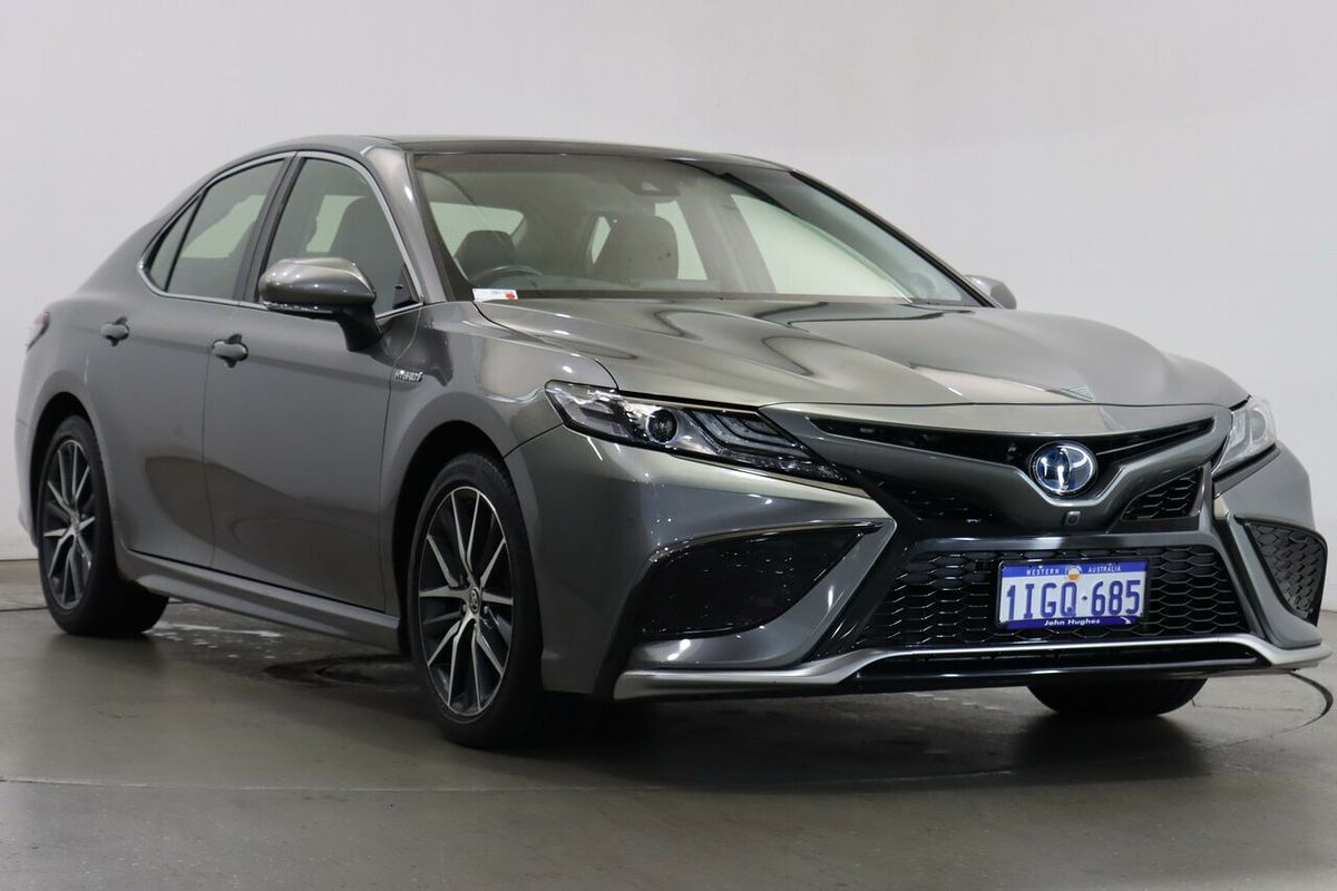 2021 Toyota Camry SL AXVH70R
