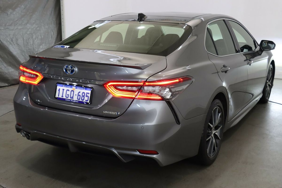 2021 Toyota Camry SL AXVH70R