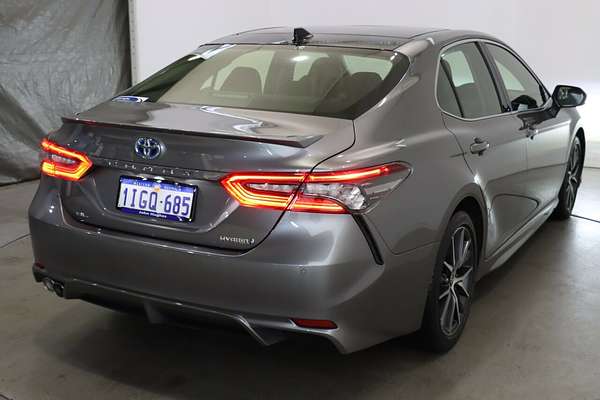 2021 Toyota Camry SL AXVH70R