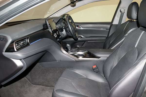 2021 Toyota Camry SL AXVH70R