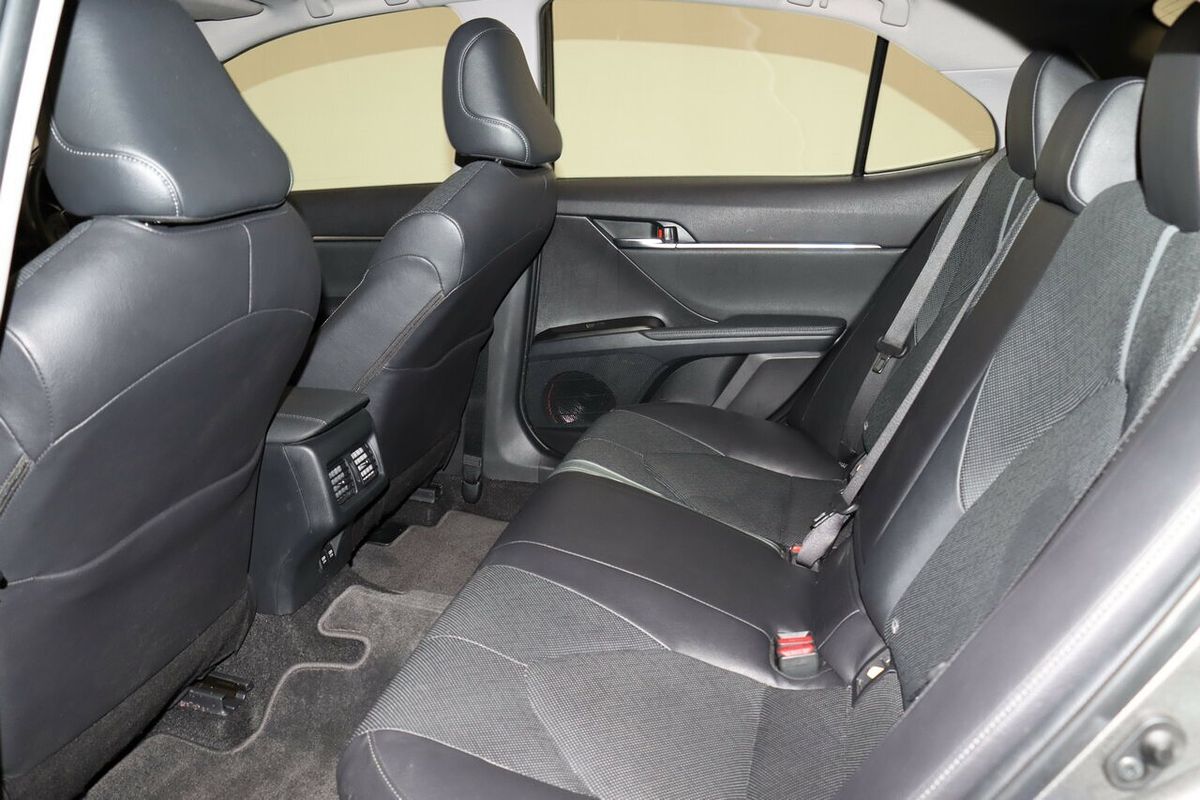 2021 Toyota Camry SL AXVH70R