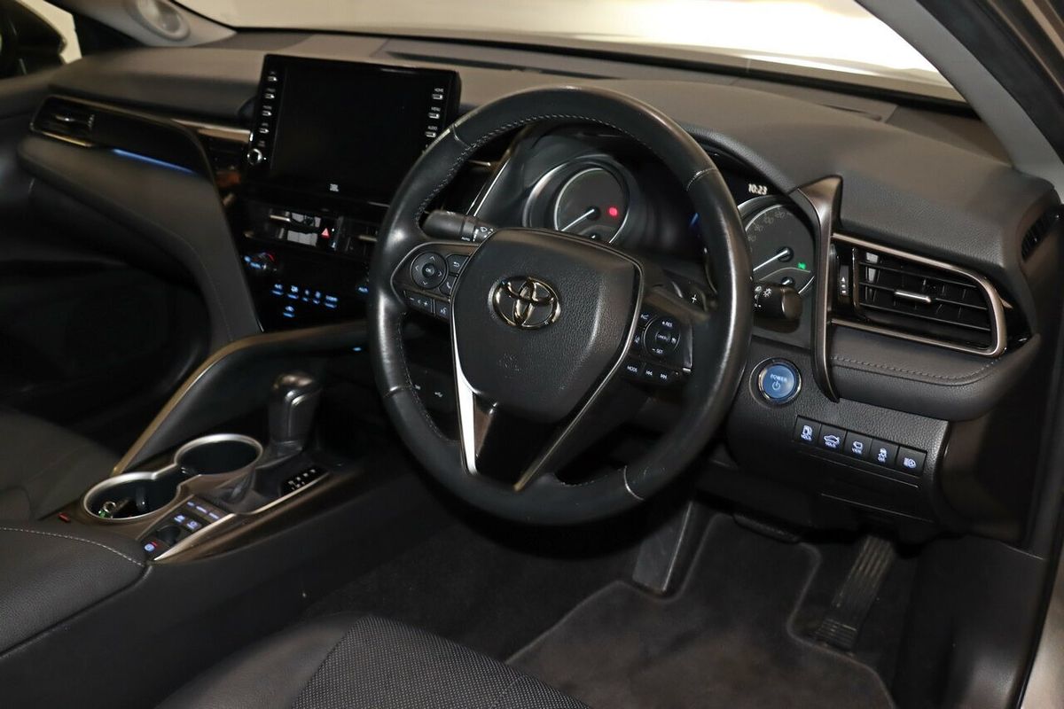 2021 Toyota Camry SL AXVH70R