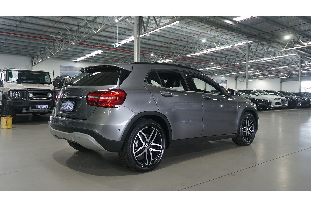 2018 Mercedes-Benz GLA-Class GLA180 X156