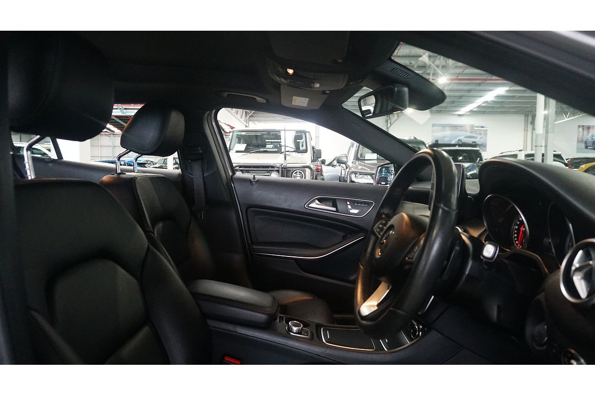 2018 Mercedes-Benz GLA-Class GLA180 X156