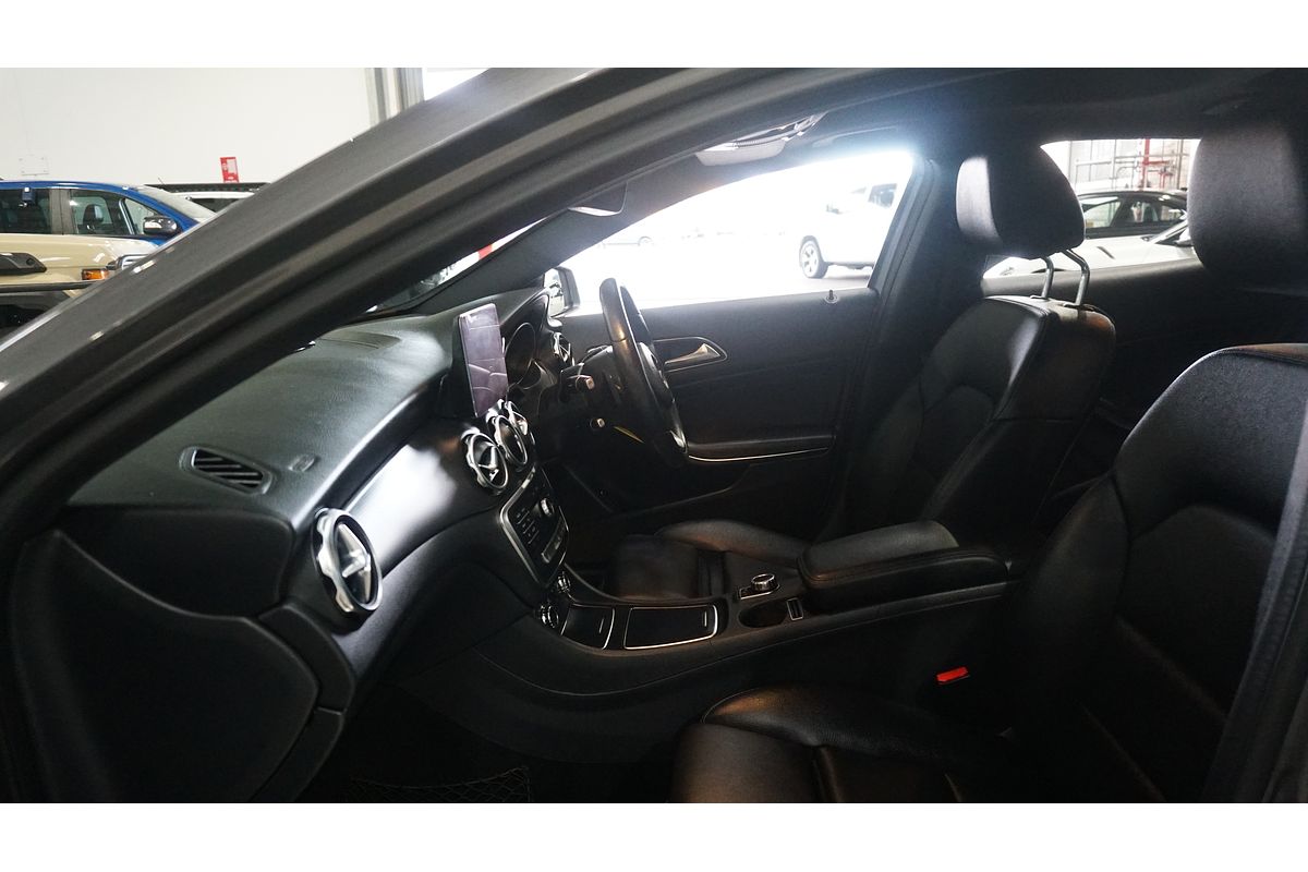 2018 Mercedes-Benz GLA-Class GLA180 X156