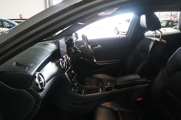 2018 Mercedes-Benz GLA-Class GLA180 X156