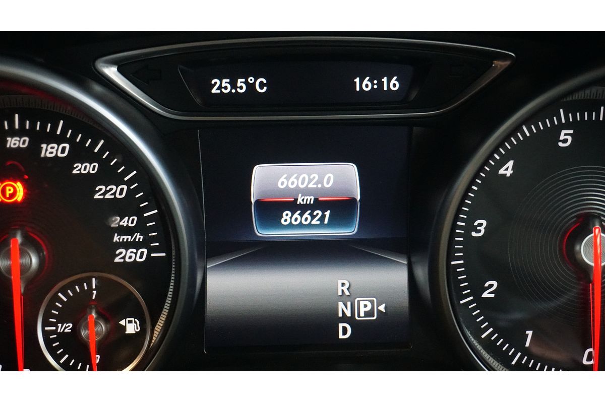 2018 Mercedes-Benz GLA-Class GLA180 X156
