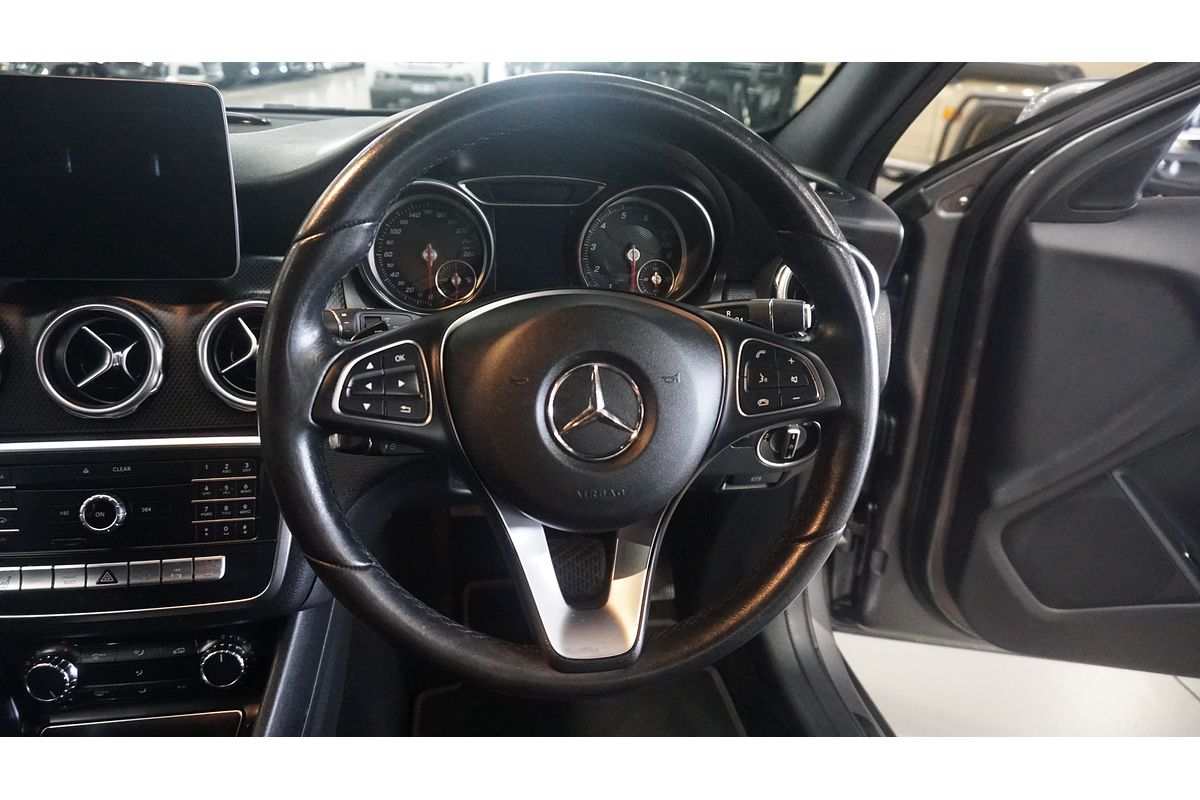 2018 Mercedes-Benz GLA-Class GLA180 X156