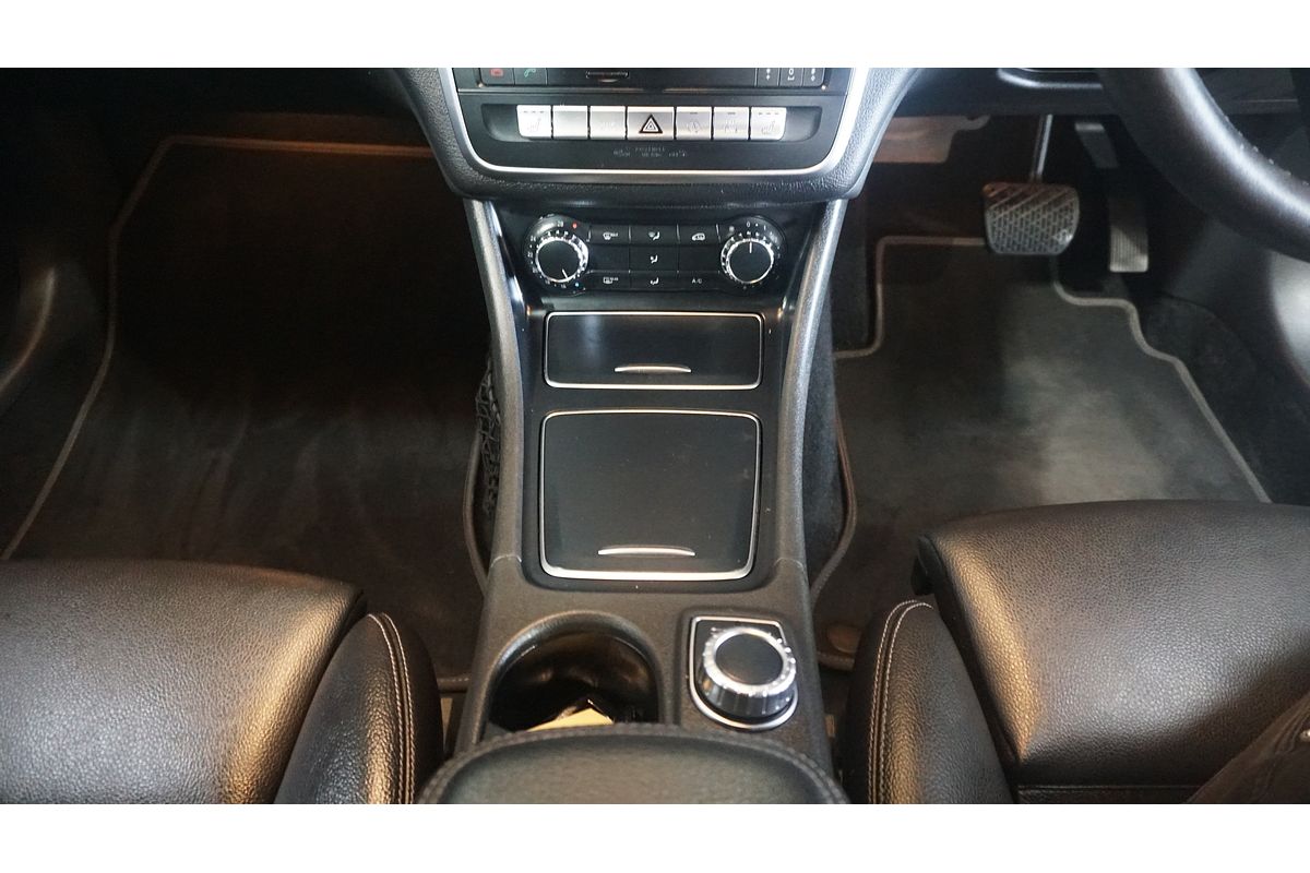 2018 Mercedes-Benz GLA-Class GLA180 X156
