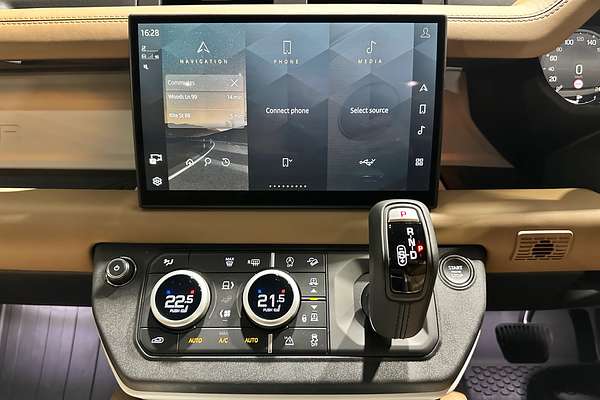 2025 Land Rover Defender 110 D350 X-Dynamic HSE L663