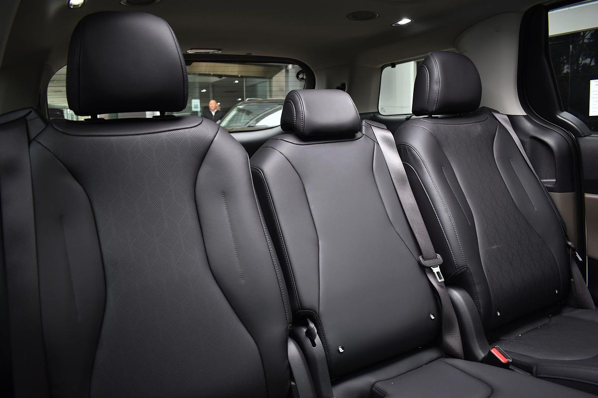 2025 Kia Carnival GT-Line KA4 PE
