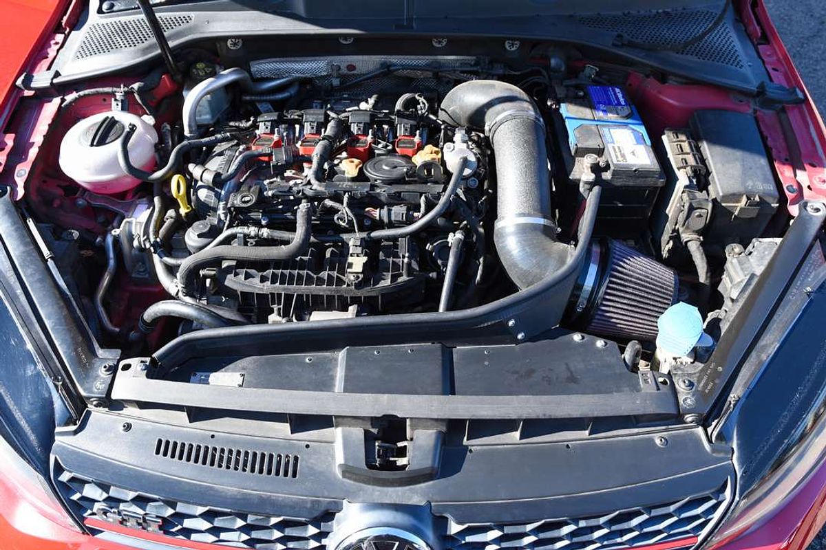 2013 Volkswagen GOLF GTI 7