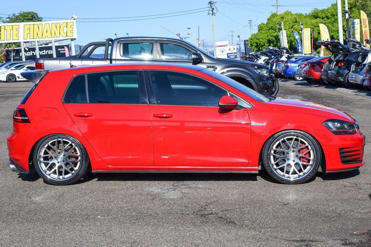 2013 Volkswagen GOLF GTI 7