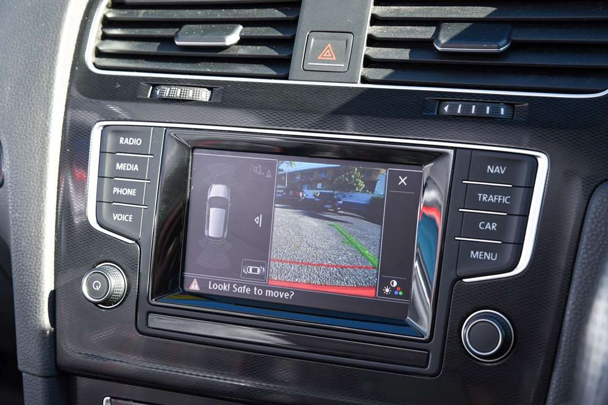 2013 Volkswagen GOLF GTI 7