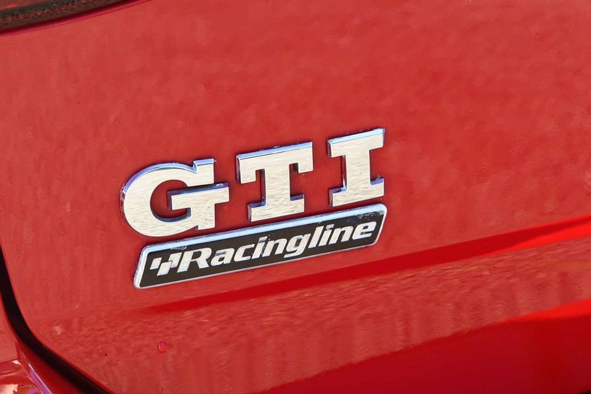 2013 Volkswagen GOLF GTI 7