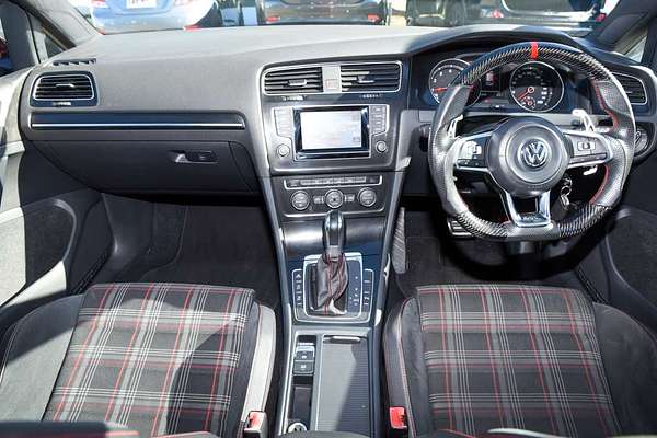 2013 Volkswagen GOLF GTI 7