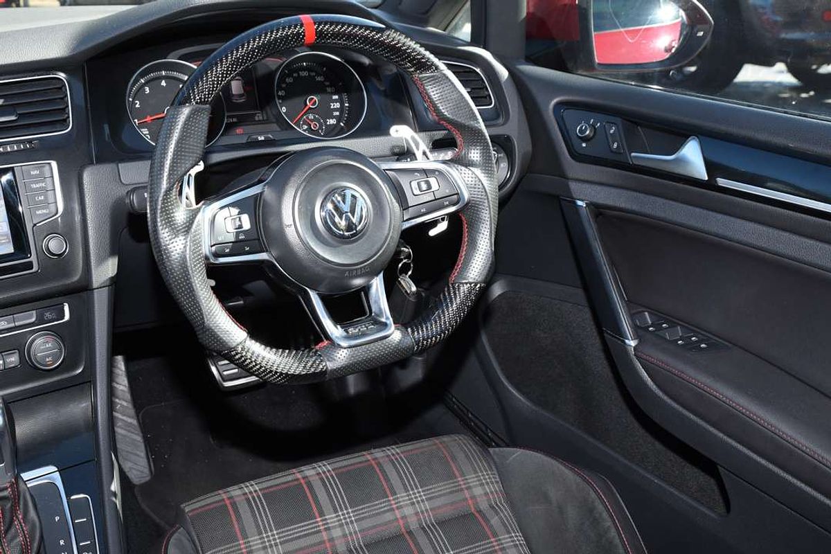 2013 Volkswagen GOLF GTI 7