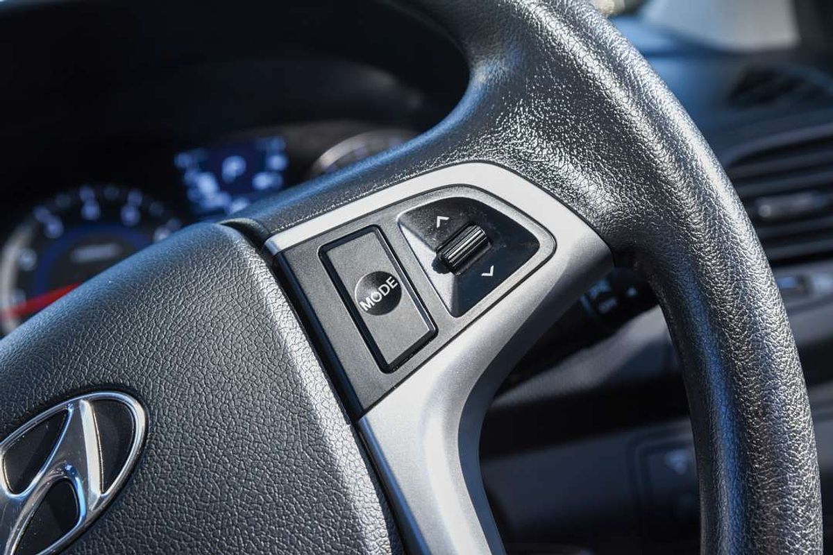 2014 Hyundai ACCENT Active RB2