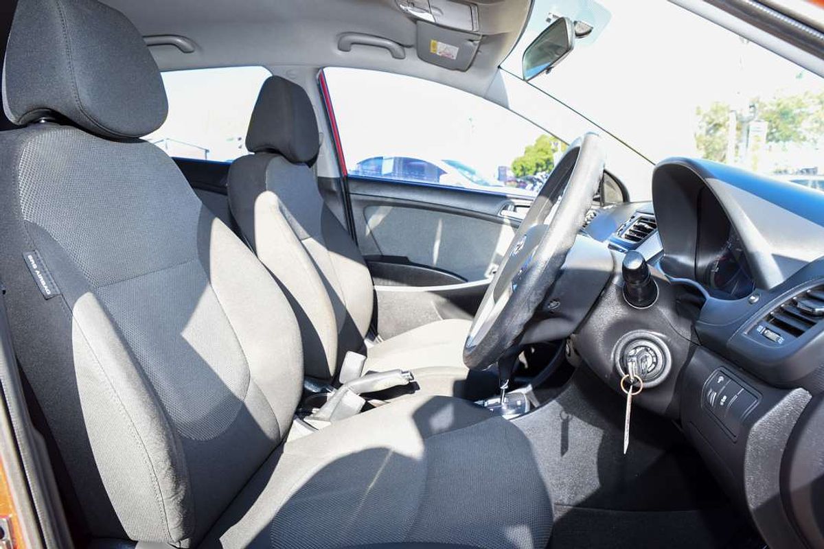 2014 Hyundai ACCENT Active RB2