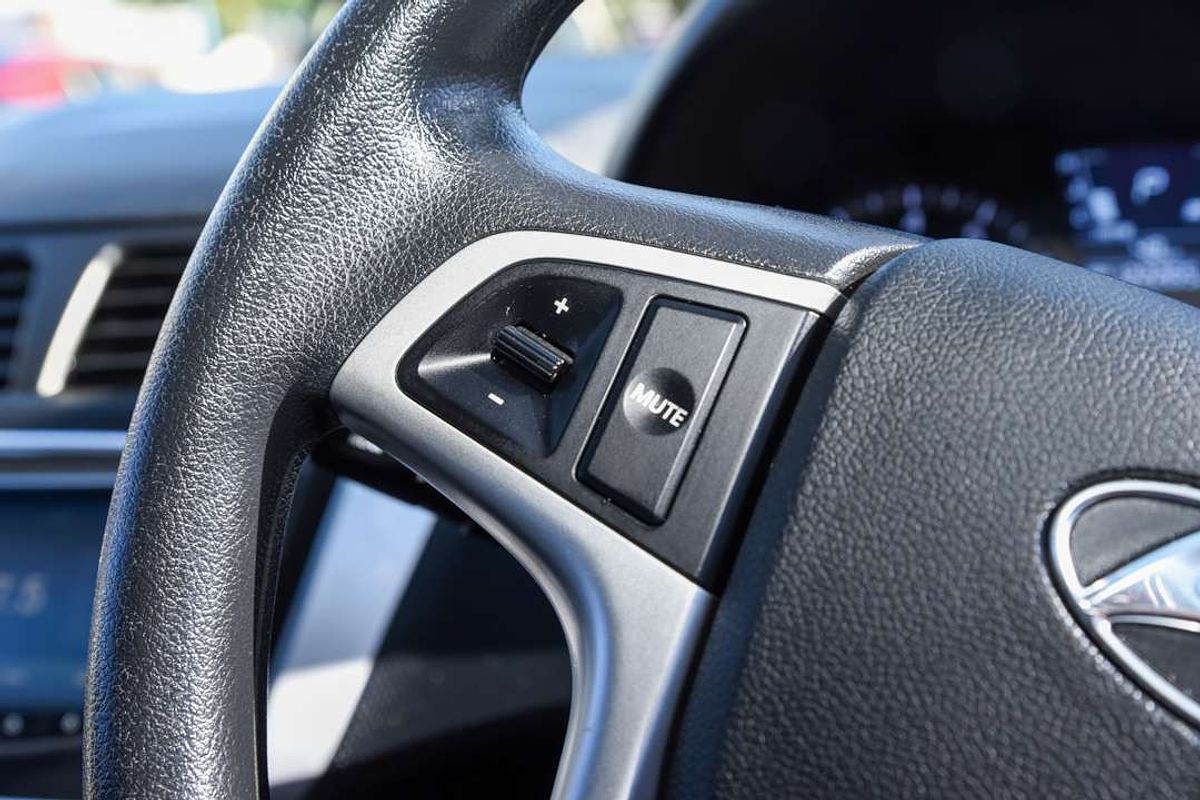 2014 Hyundai ACCENT Active RB2