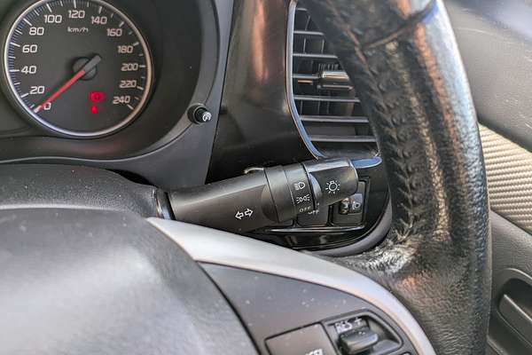 2013 Mitsubishi Outlander ES ZJ