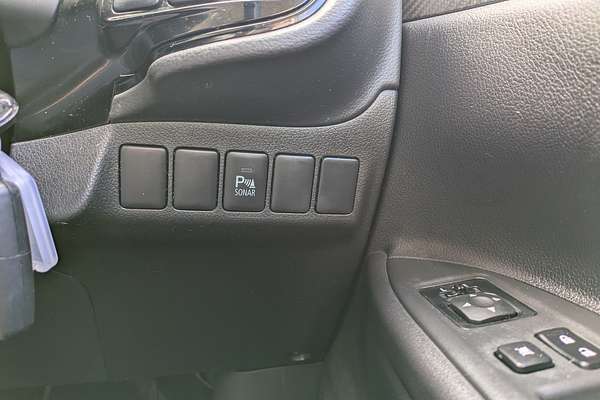 2013 Mitsubishi Outlander ES ZJ