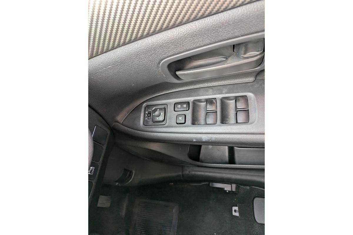 2013 Mitsubishi Outlander ES ZJ