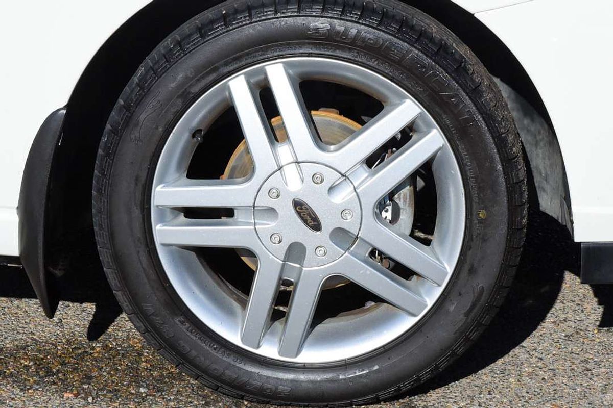 2004 Ford FOCUS SR CL LR