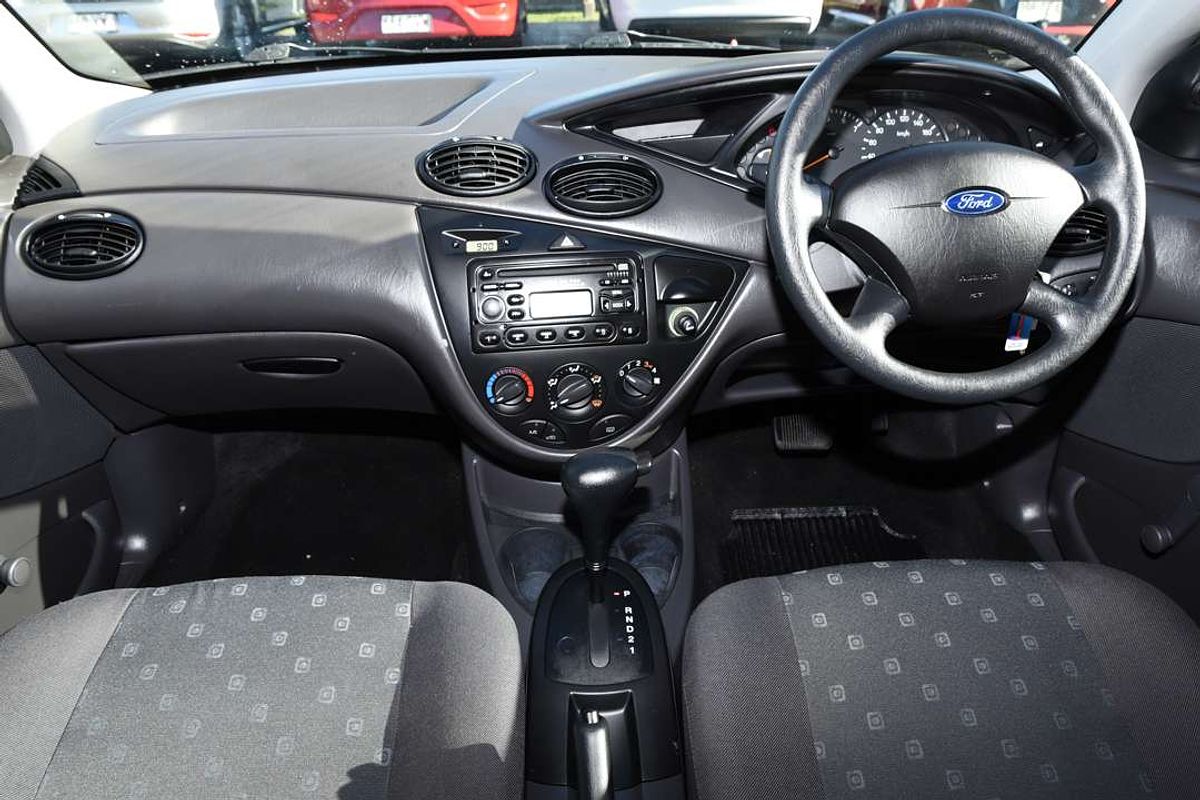 2004 Ford FOCUS SR CL LR
