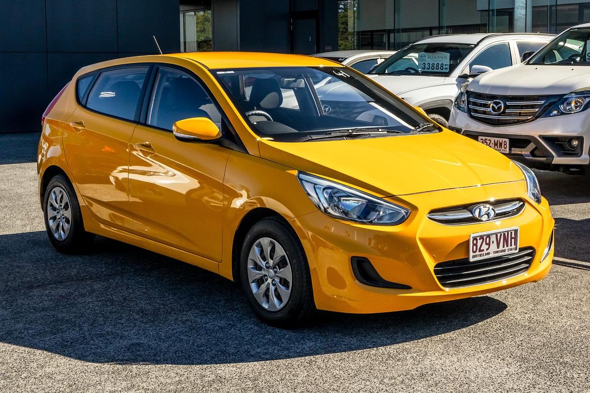 2015 Hyundai Accent Active RB2
