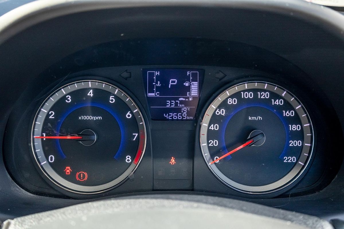 2015 Hyundai Accent Active RB2