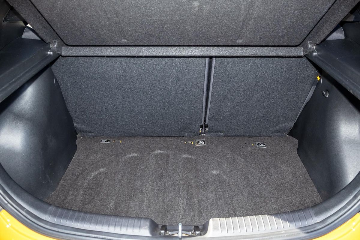 2015 Hyundai Accent Active RB2