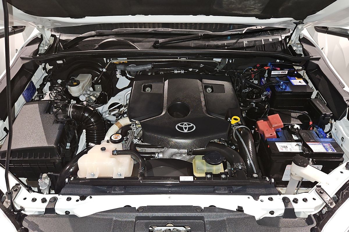 2019 Toyota Hilux SR GUN126R 4X4