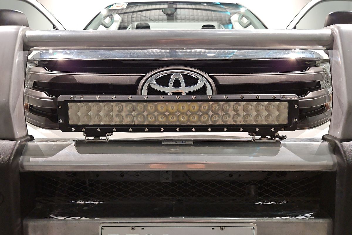 2019 Toyota Hilux SR GUN126R 4X4