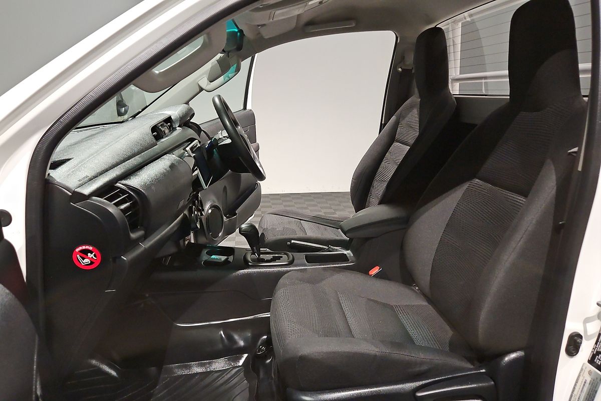 2019 Toyota Hilux SR GUN126R 4X4