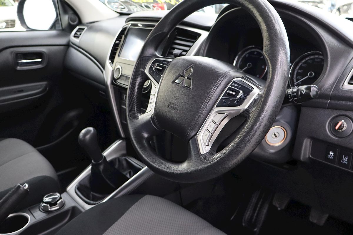 2020 Mitsubishi Triton GLX+ MR 4X4
