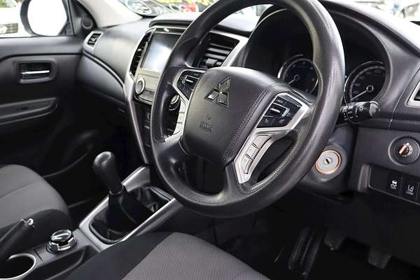 2020 Mitsubishi Triton GLX+ MR 4X4