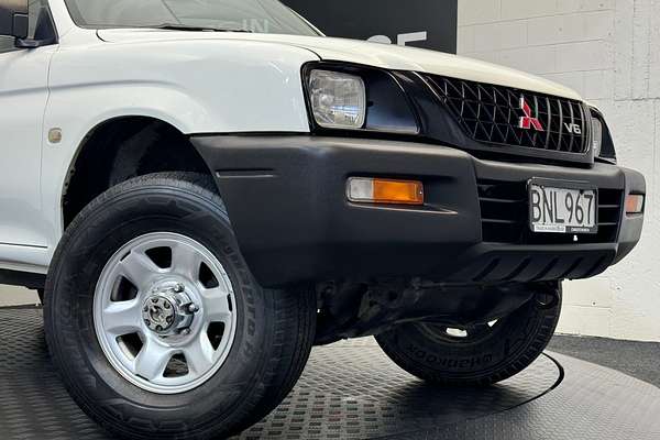 2003 Mitsubishi TRITON 4WD 3.0P CLUB CAB MANUAL 4X4