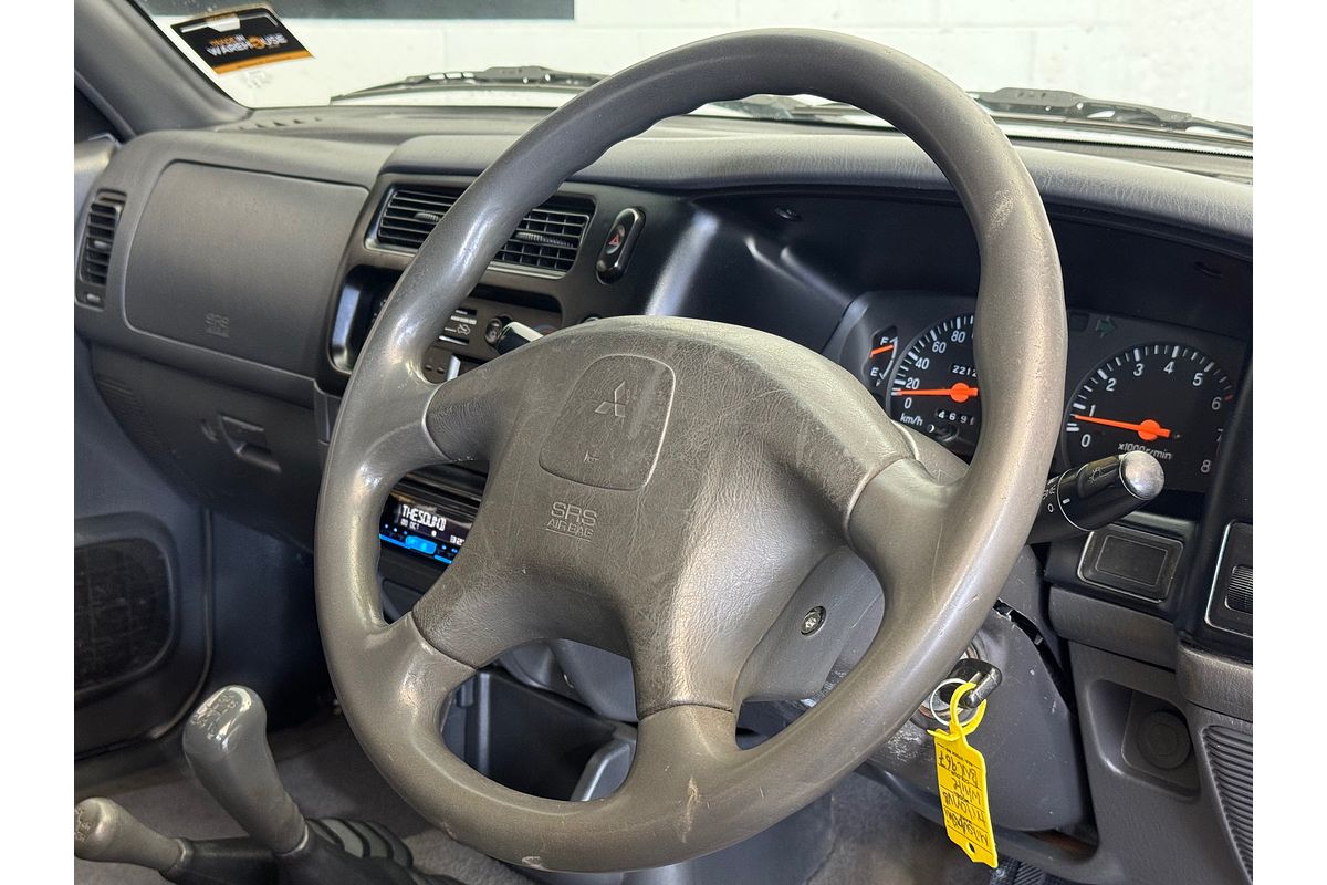 2003 Mitsubishi TRITON 4WD 3.0P CLUB CAB MANUAL 4X4